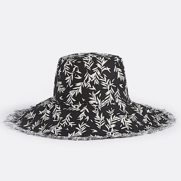 French Connection Accessories - FRENCH CONNECTION | LEAF PRINT SUNHAT | Black & Ecru | NWT